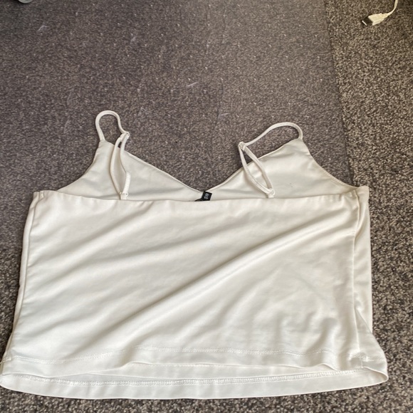 Size large dynamite crop top - Picture 2 of 2